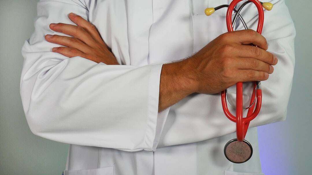 Branded vs Non‑Branded Campaigns for Medical Practices: Why You Need Both​